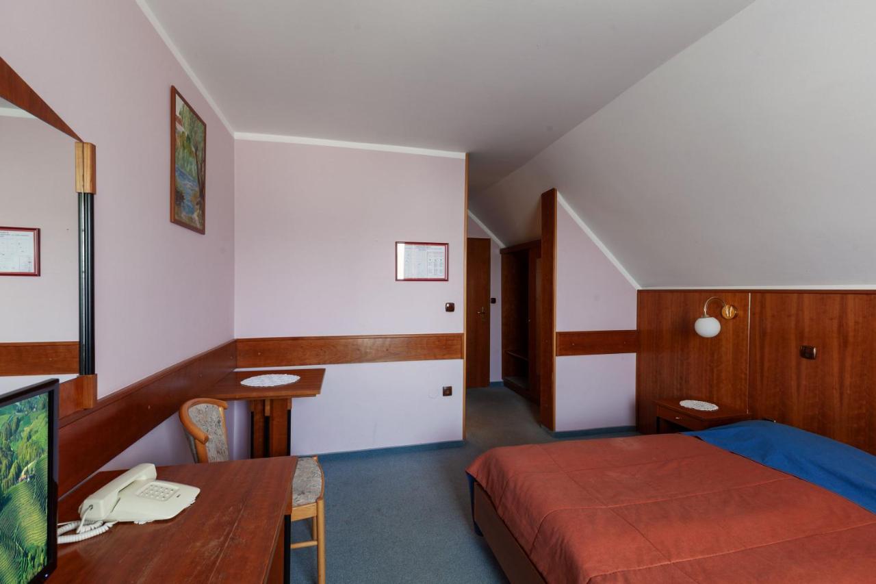 Hotel Gostisce Prosnik Ormoz Exterior foto