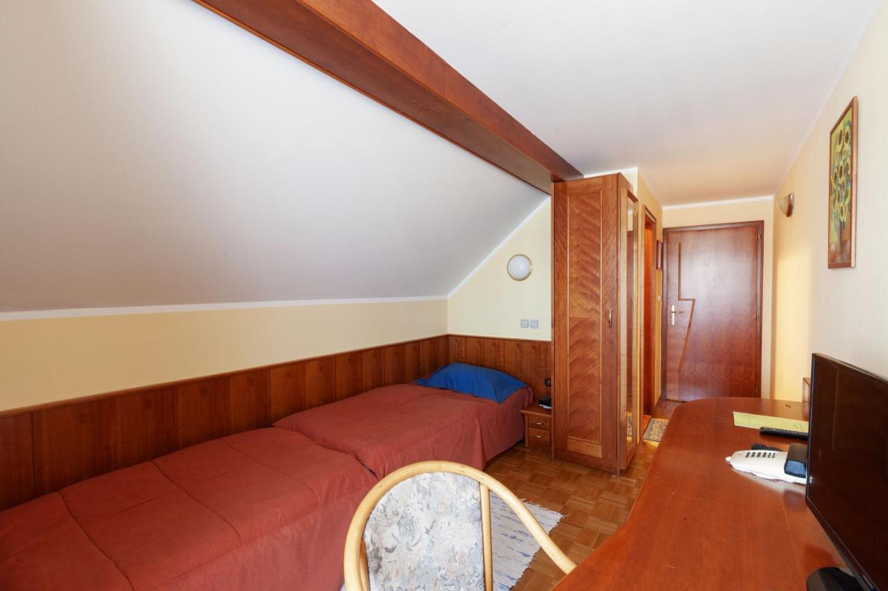 Hotel Gostisce Prosnik Ormoz Exterior foto